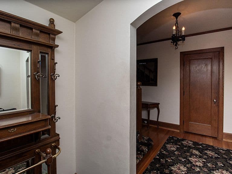 82 Beekman St photo 5