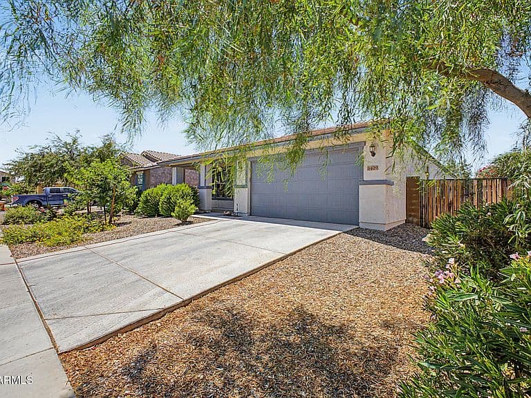 4409 W Vervain Avenue photo 3