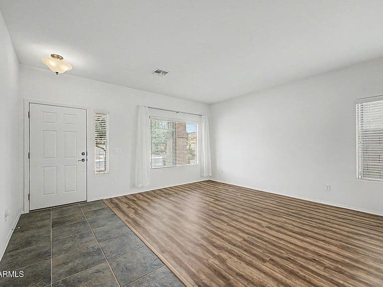 44010 W STONECREEK Road photo 4