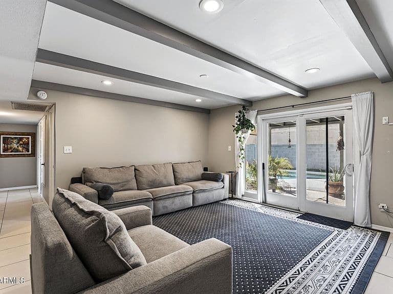 131 E RIVIERA Drive photo 4