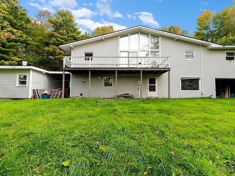 132 Partridge Road photo 1