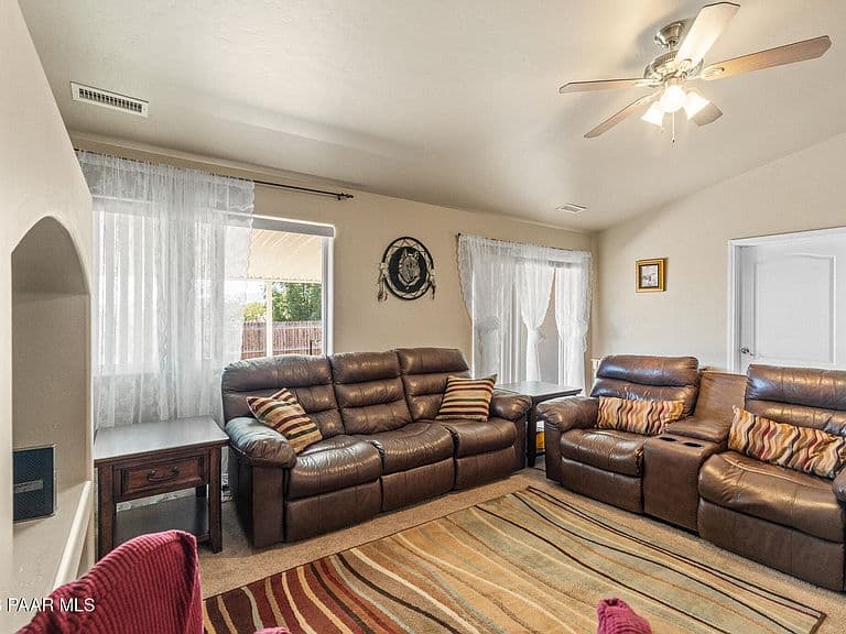 9321 E Manzanita Cir photo 4