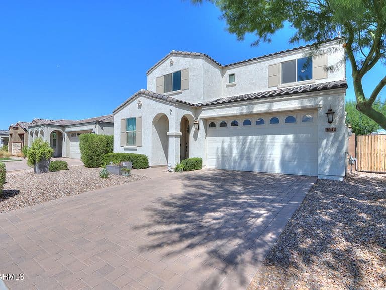 3642 E PERALTA CANYON Lane photo 4