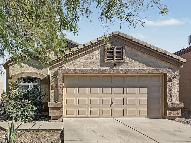 24319 N OASIS Boulevard photo 1