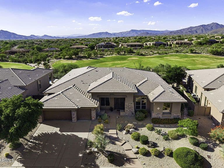 9812 E ROADRUNNER Drive photo 1