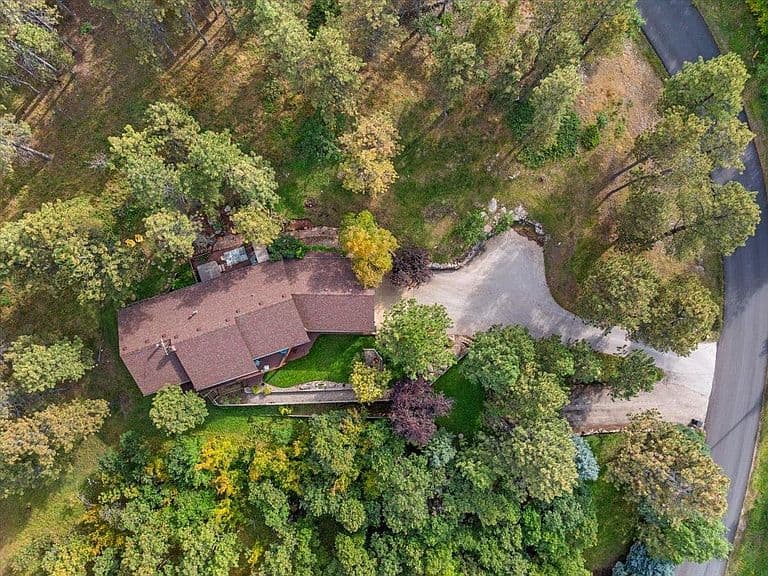 224 Pine Cone Ave photo 2