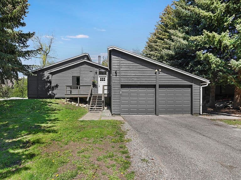 1150 Creekside Dr photo 5
