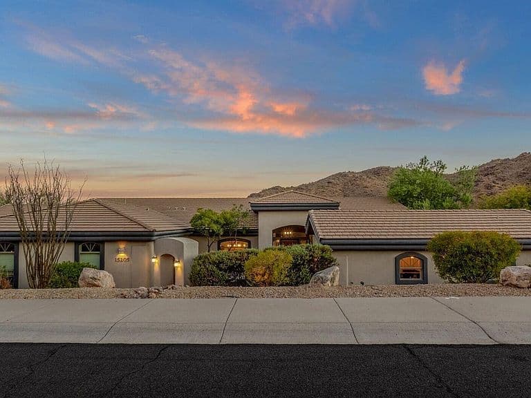 15205 E SUNDOWN Drive photo 3