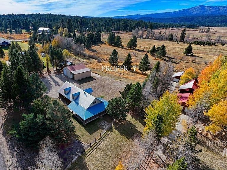 21 Willow Way photo 1
