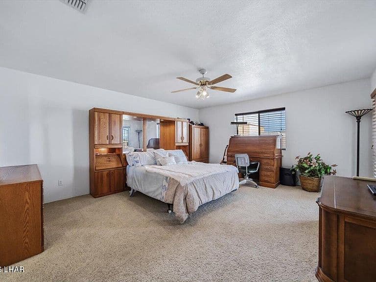 3900 Northstar Dr photo 4