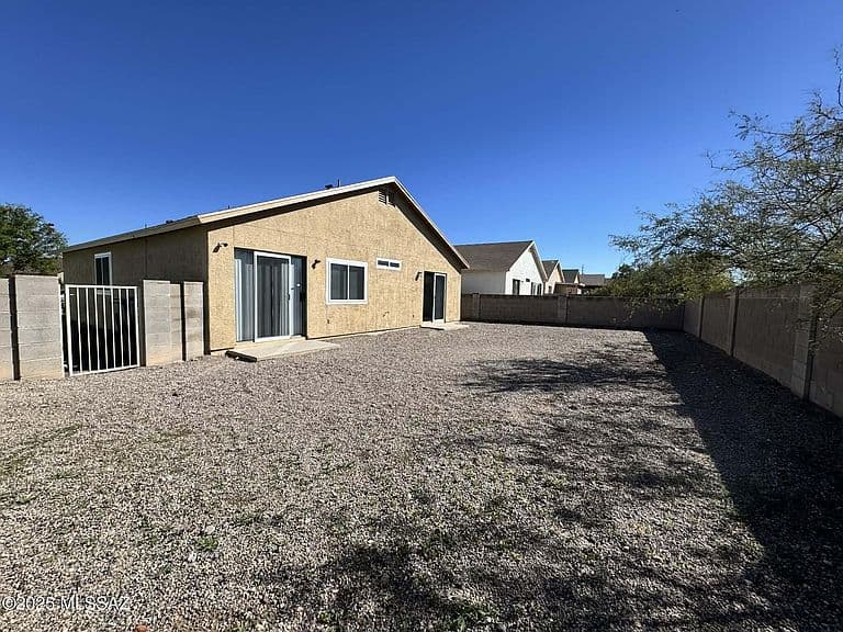 6006 S Mogollon Dr photo 3