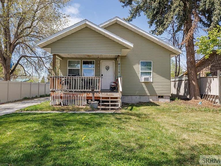 1067 Bannock Ave photo 1