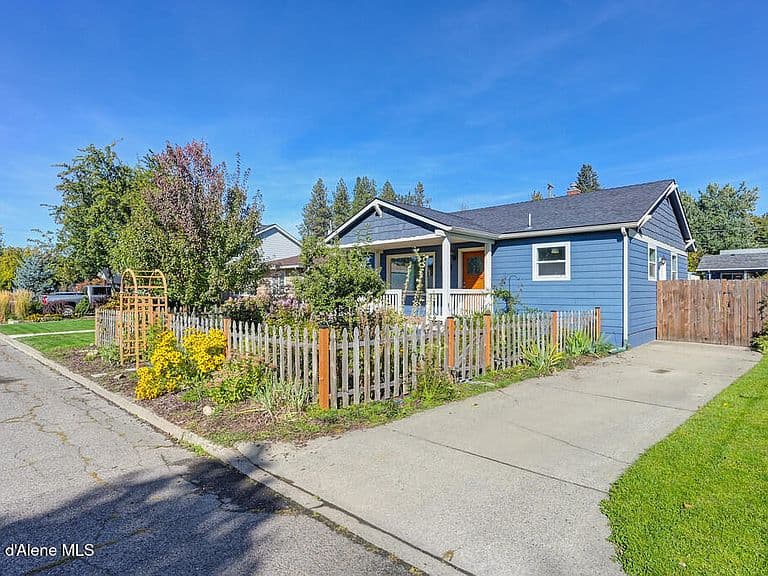 1517 E Coeur D Alene Ave photo 1