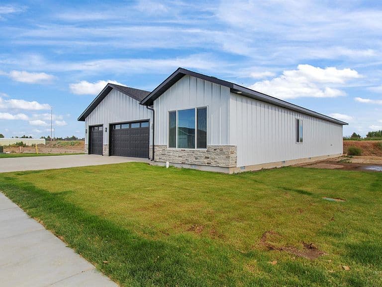 1415 Cardon Ct photo 2