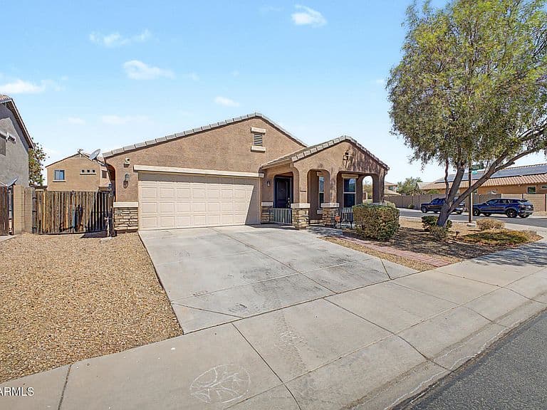 21626 W HILTON Avenue photo 4