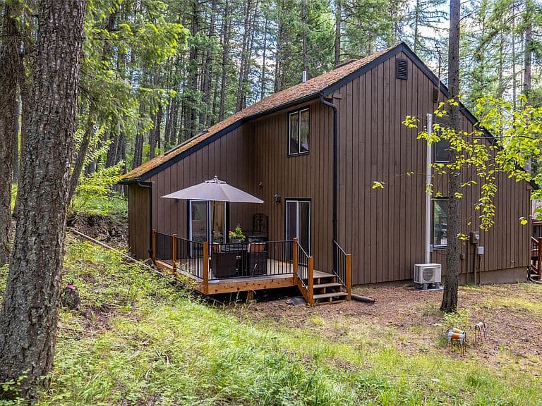 2282 Cedar Ln photo 3