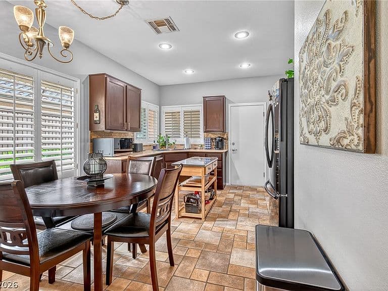 2328 Fossil Canyon Dr photo 4