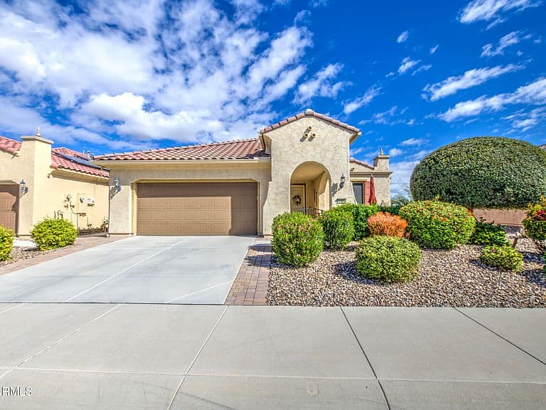 4479 N PRESIDIO Drive photo 4