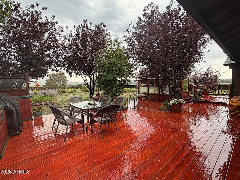 11005 Henry Drive photo 1