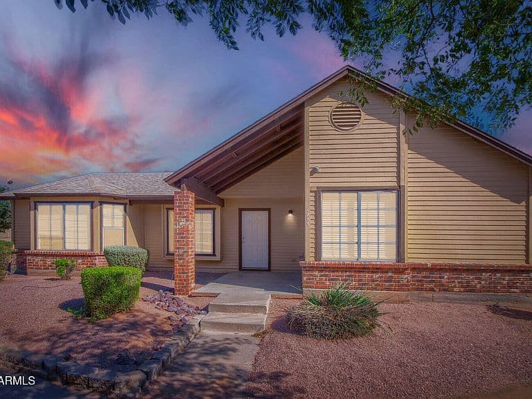 1055 N RECKER Road #1255 photo 2