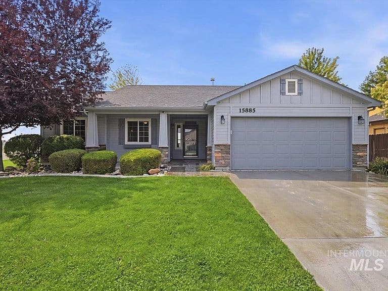15885 Granite Peak Ave photo 1