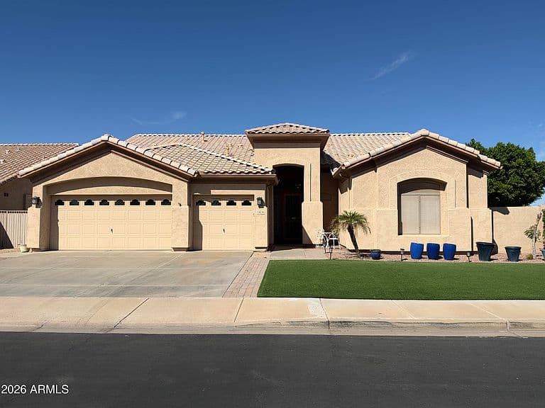 13638 W La Reata Avenue photo 1