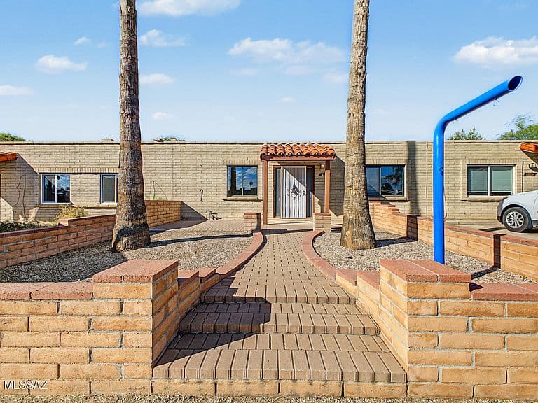 6755 E Hawk Dr photo 1