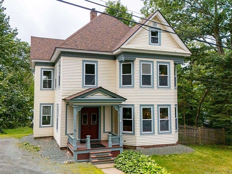 73 Bunker Hill Street photo 3