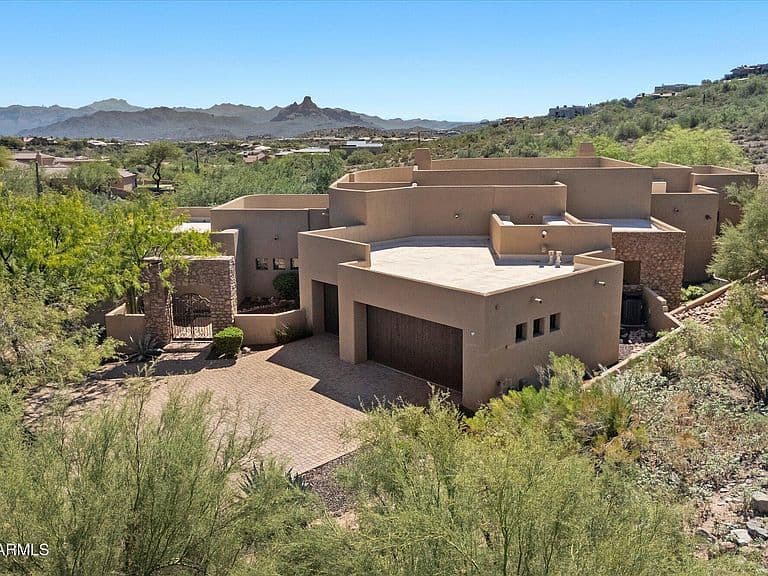 14819 E PARADISE Drive photo 2