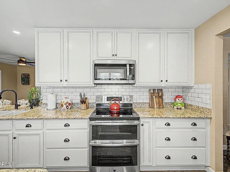 12607 N 36TH Street photo 4