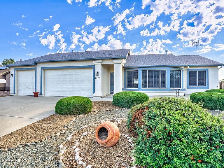 7773 N Painted Vista Dr photo 1