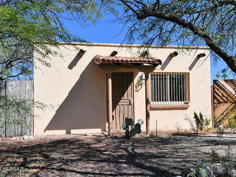 3044 N Dale Ave photo 1