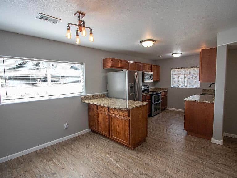1728 Absaroka Trl photo 2