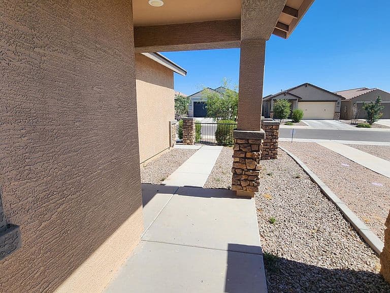 40130 W RIO LOBO Drive photo 3