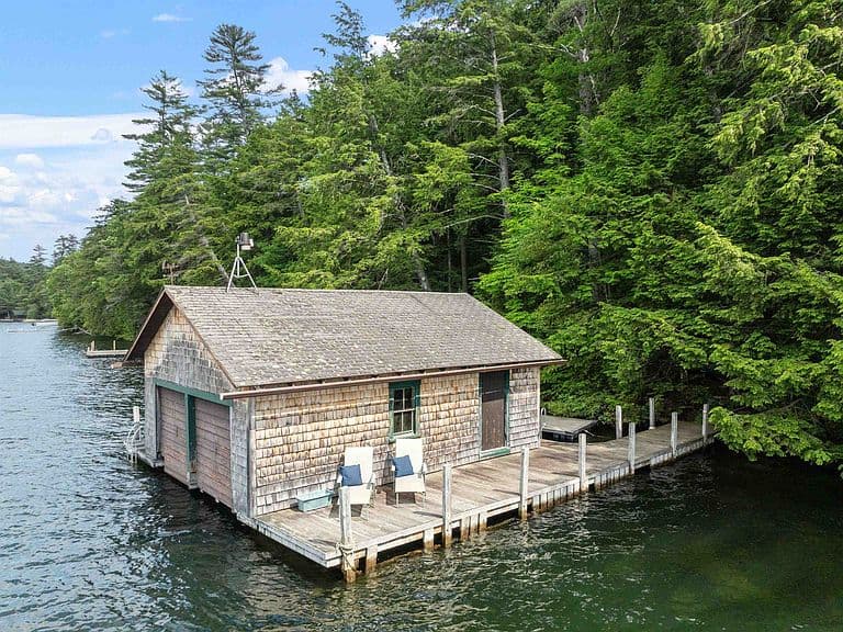 15 Hemlock Way photo 1