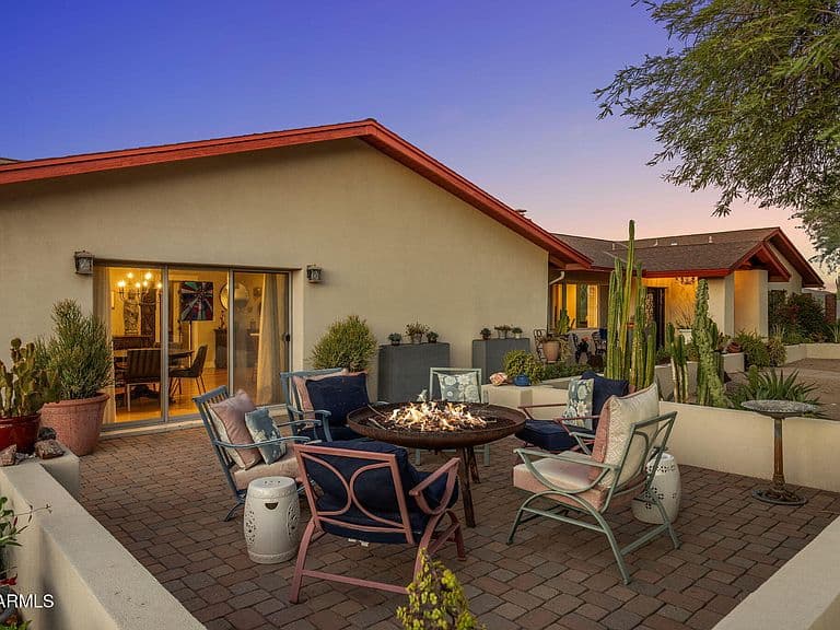 5914 E WILSHIRE Drive photo 3