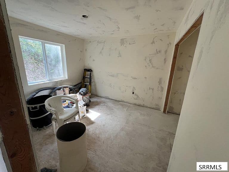 154 Lakeview Dr photo 5