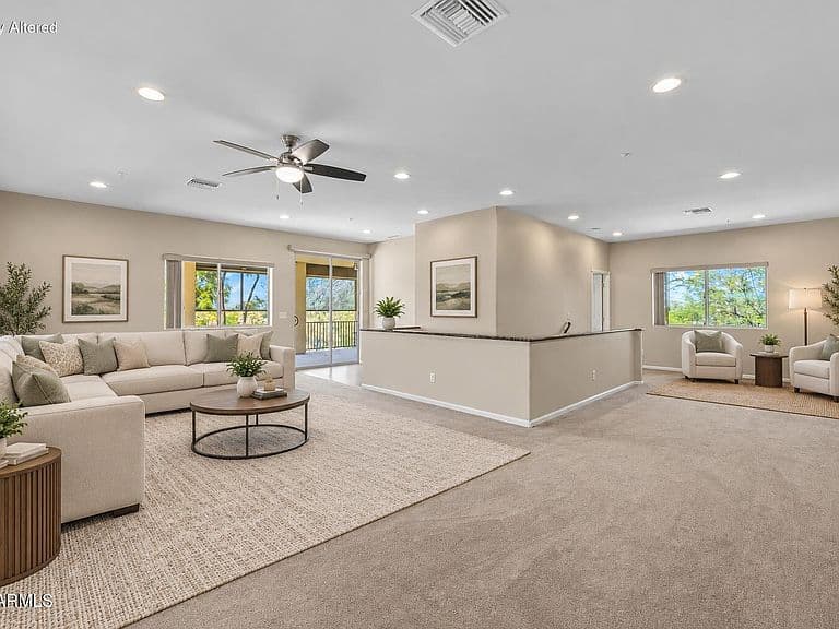 1304 E VILLA THERESA Drive photo 3