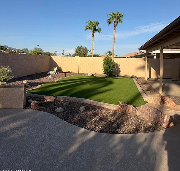 15212 W MERRELL Street photo 5