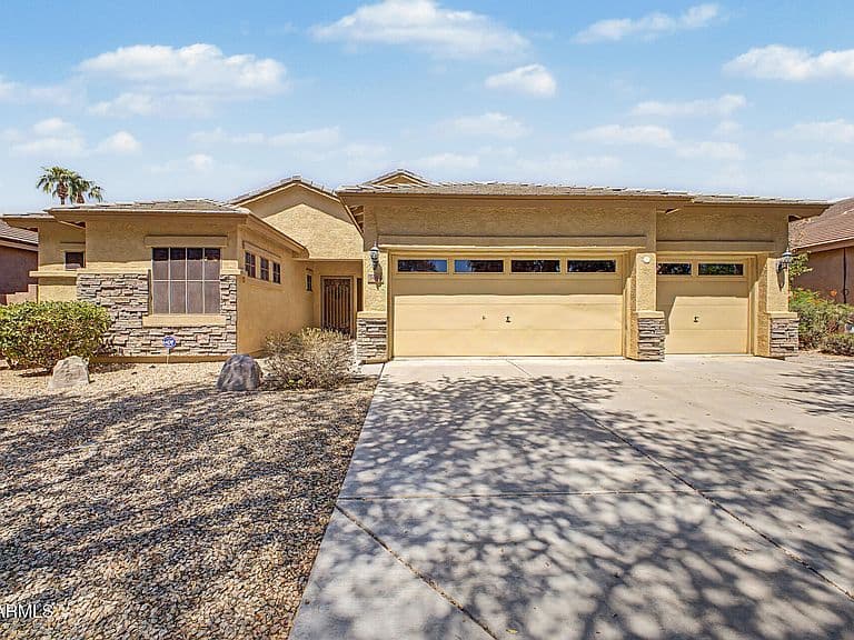 3484 E PAGE Avenue photo 1
