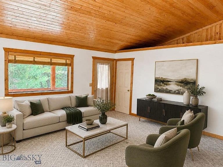 1180 Grandview Dr photo 3