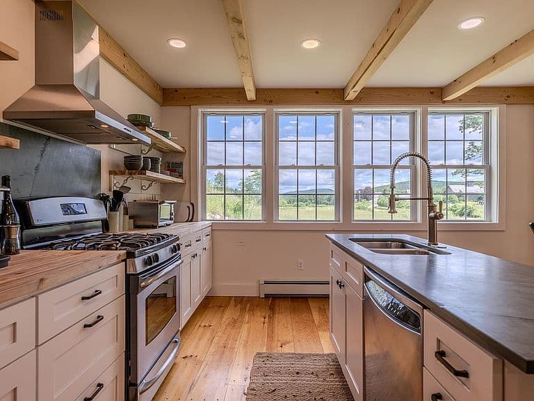 3208 Green Mountain Turnpike photo 4