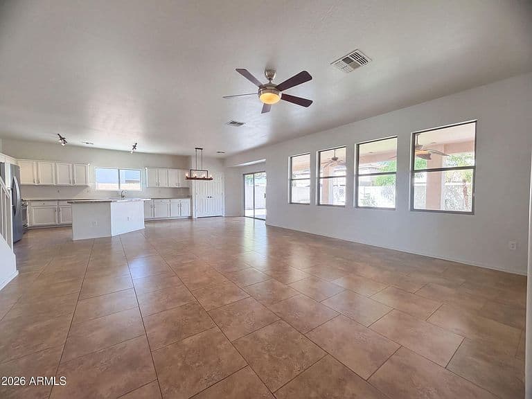 11444 E RALEIGH Avenue photo 3