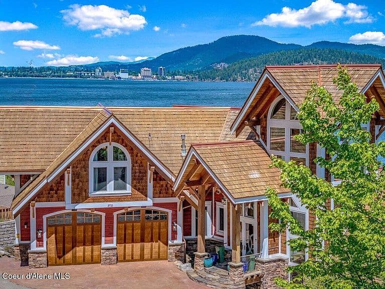3710 S Westway Dr photo 1