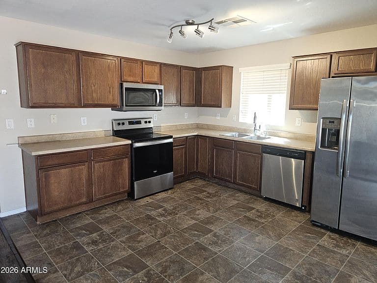 17936 N LETTERE Circle photo 1