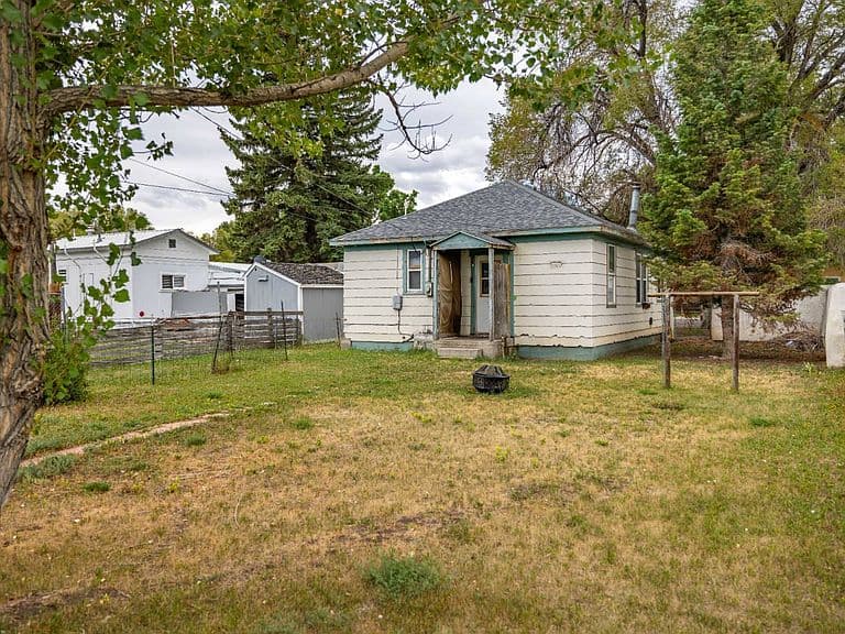 520 Wood St photo 2
