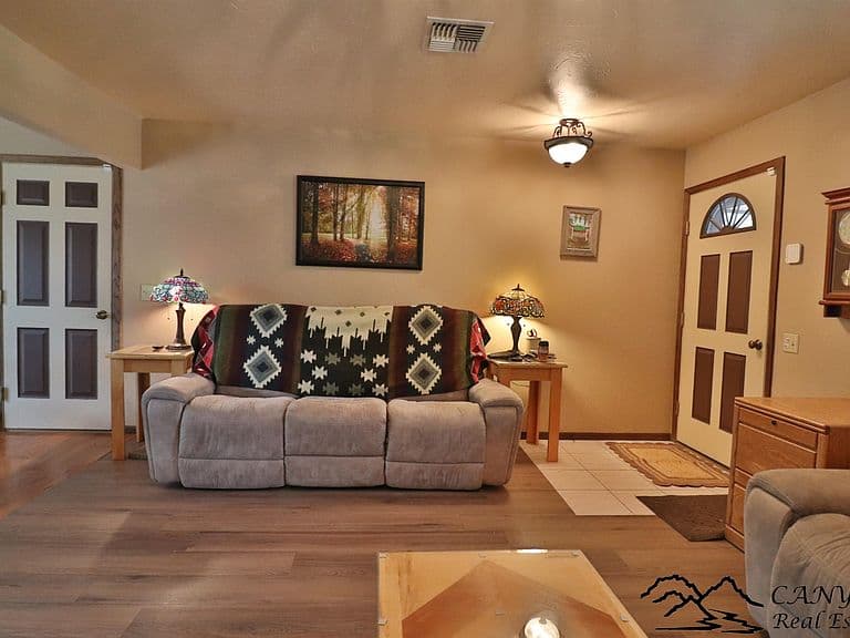 2120 Southfork St photo 5