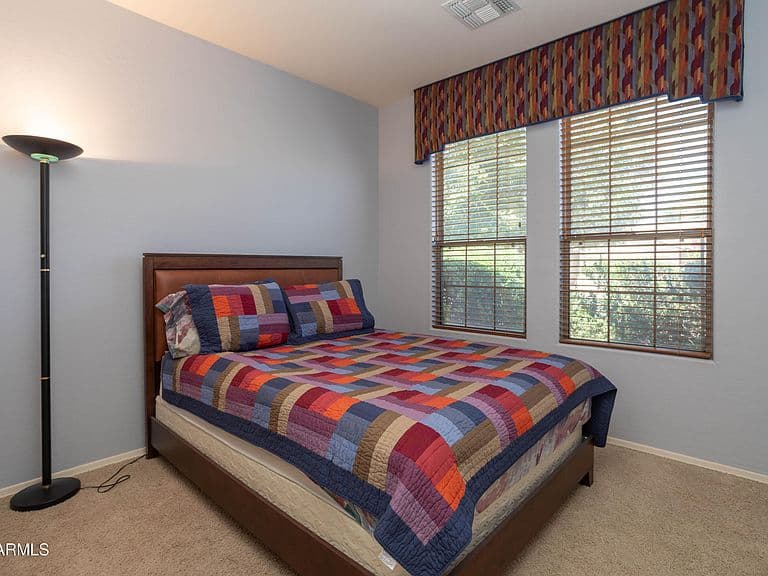 1415 E MORELOS Street photo 3