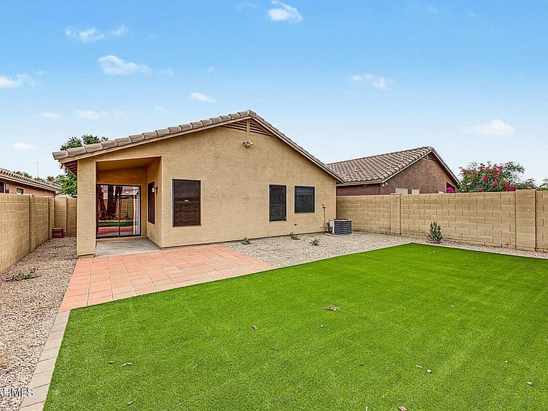 3357 E BLACKHAWK Drive photo 1