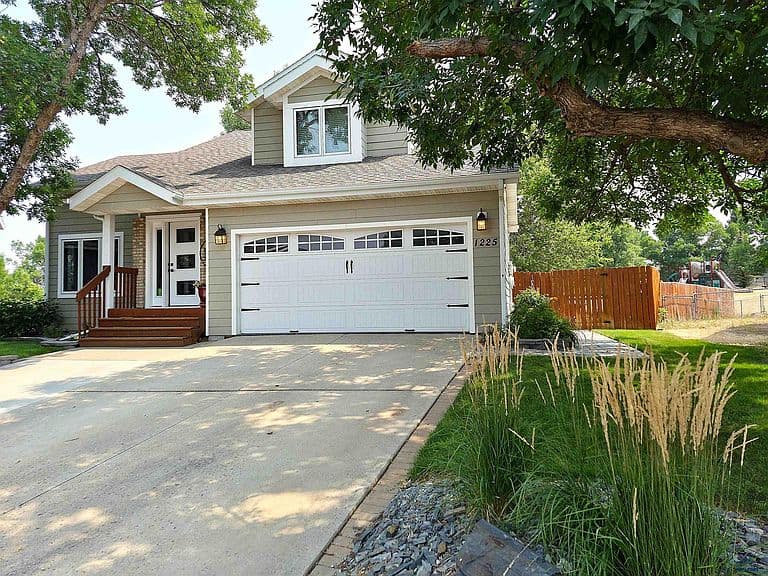 1225 Clover Ridge Ct photo 2